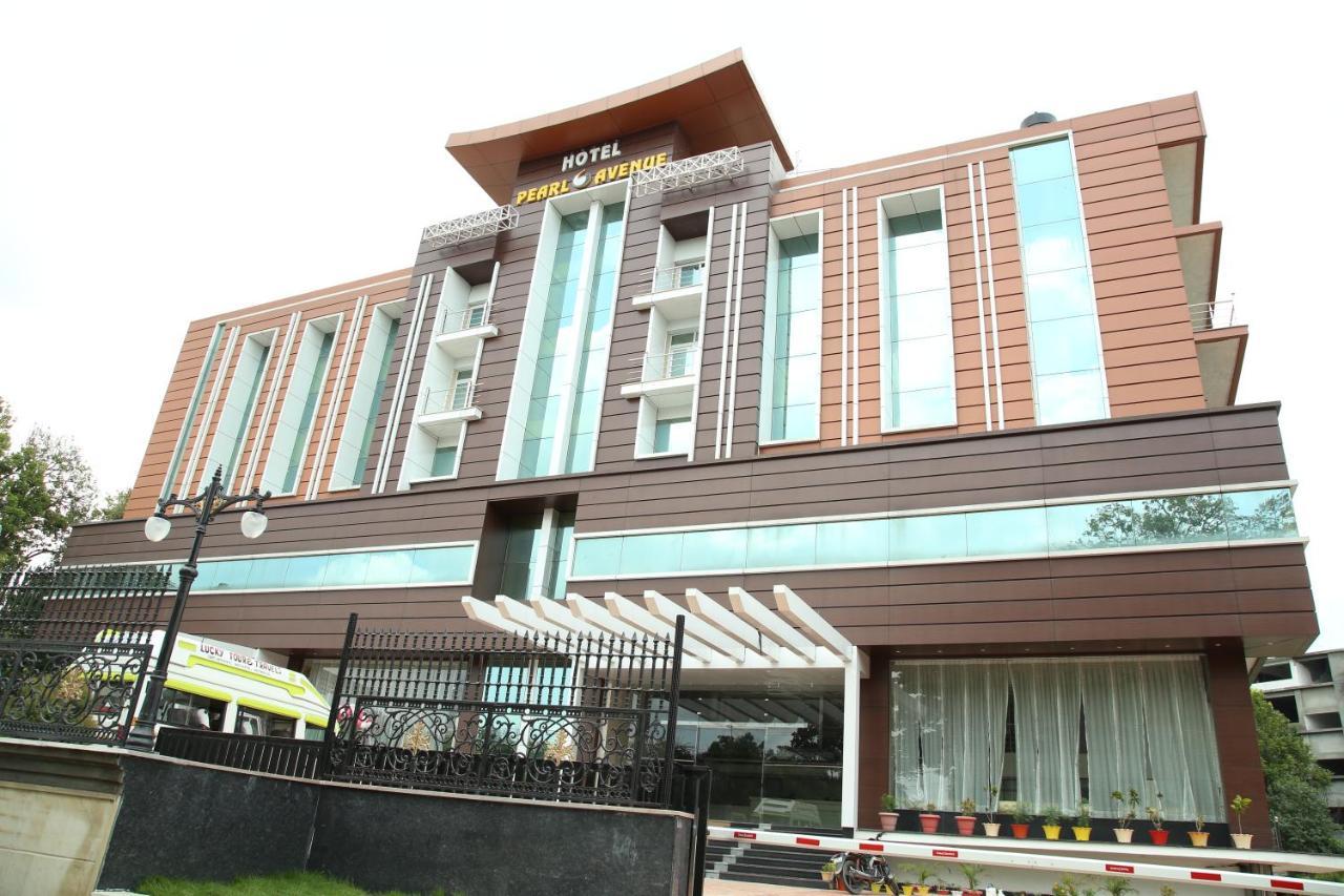 Hotel Pearl Avenue Dehradun Exterior photo