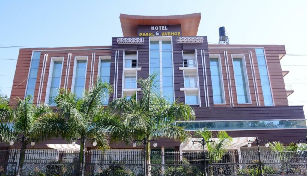 Hotel Pearl Avenue Dehradun Exterior photo